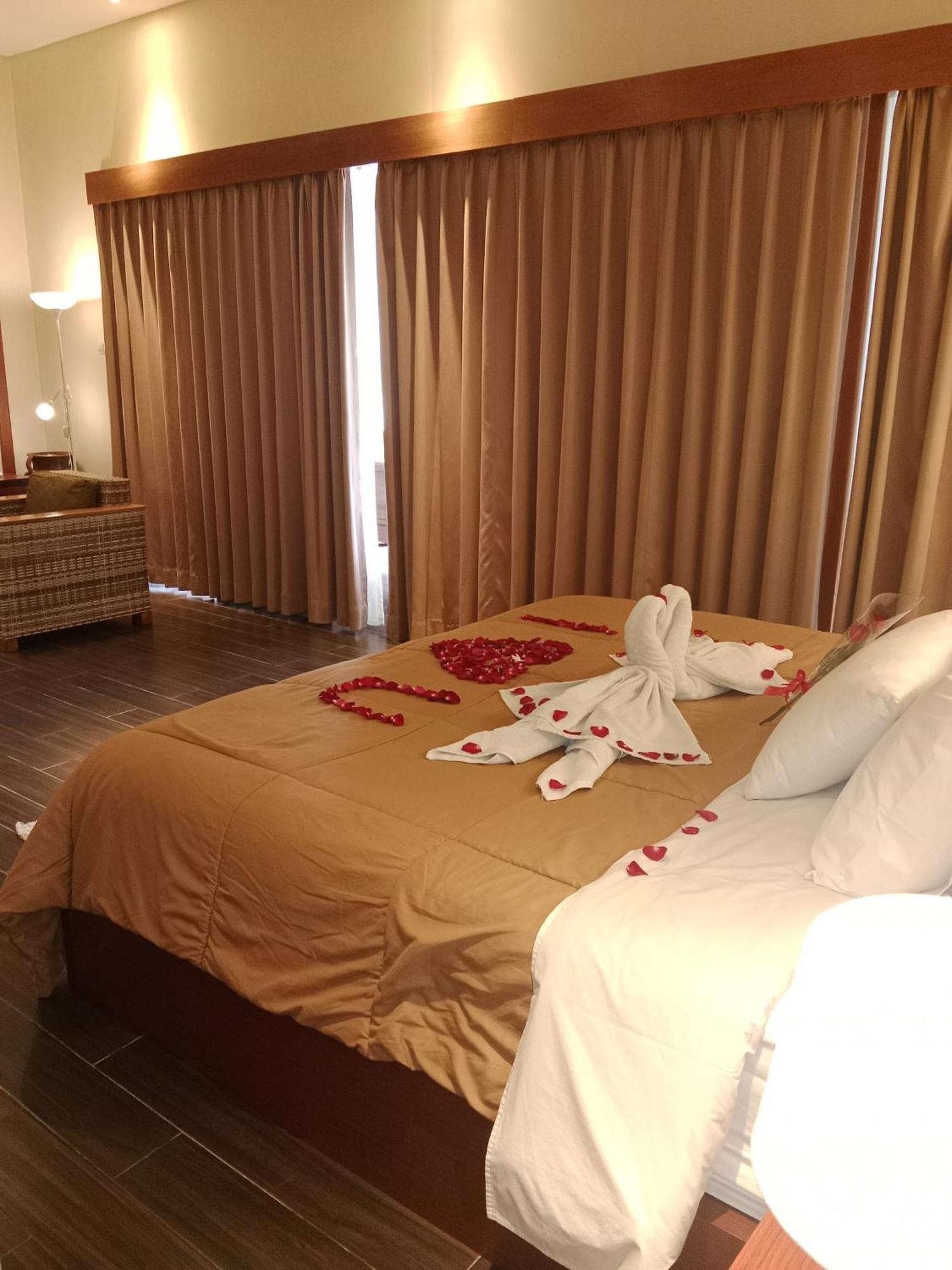 ג'ימבאראן Muaya Villa מראה חיצוני תמונה