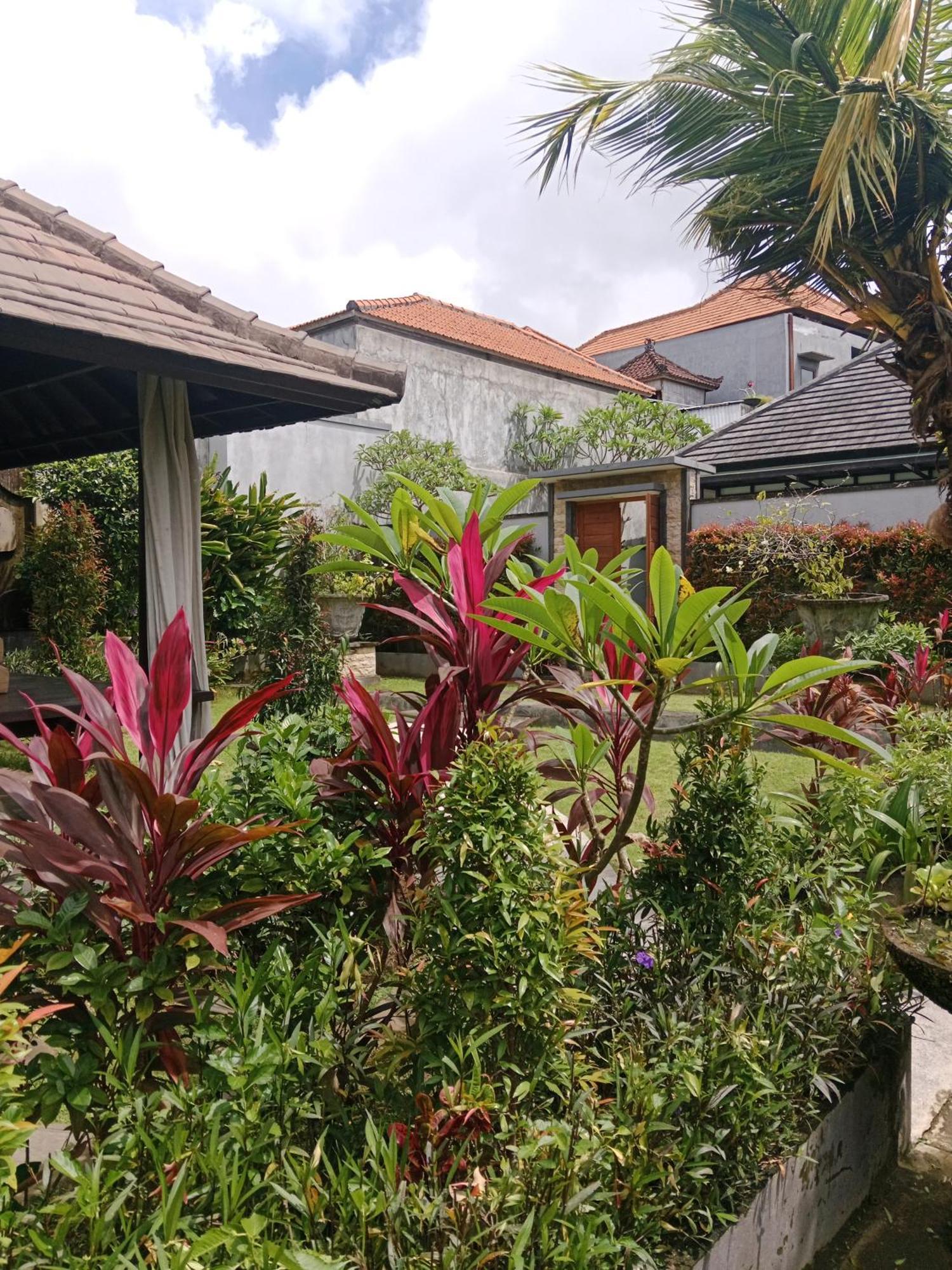 ג'ימבאראן Muaya Villa מראה חיצוני תמונה