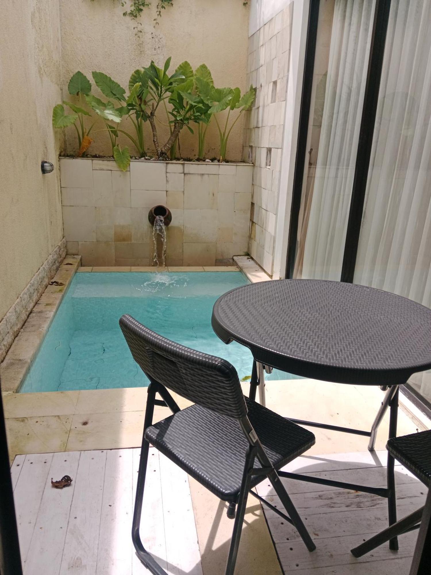 ג'ימבאראן Muaya Villa מראה חיצוני תמונה